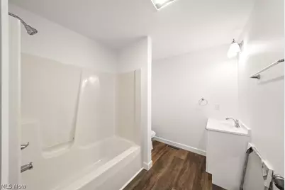 1640 Lockwood Road, Barberton, OH 44203 - Photo 19