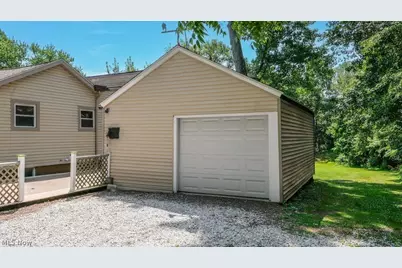 1640 Lockwood Road, Barberton, OH 44203 - Photo 5