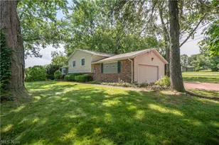 942 Eldorado Dr, Akron, OH 44319 - Photo 37