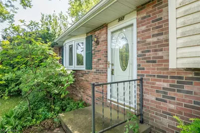 942 El Dorado Drive, Akron, OH 44319 - Photo 3