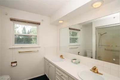 942 El Dorado Drive, Akron, OH 44319 - Photo 19