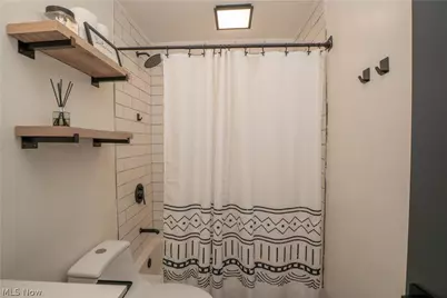 2388 14th Street, Cuyahoga Falls, OH 44223 - Photo 15