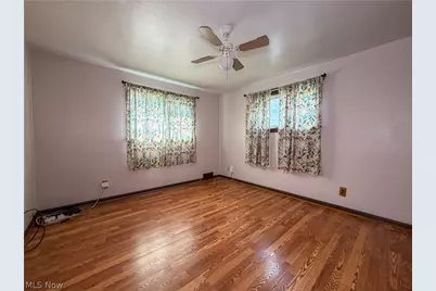 53 Memorial Circle, Campbell, OH 44405 - Photo 15