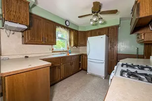 53 Memorial Cir, Campbell, OH 44405 - Photo 9