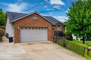 139 Karen Way, Weirton, WV 26062 - Photo 3
