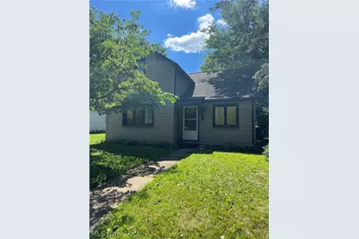 304 E 4th Street, Dover, OH 44622 - Photo 3