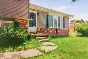 8694 Lansdale Ave NW, North Canton, OH 44720 - Photo 3
