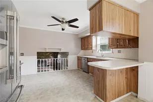 8694 Lansdale Ave NW, North Canton, OH 44720 - Photo 11