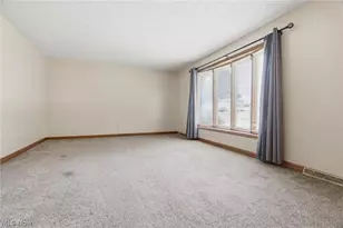 8694 Lansdale Ave NW, North Canton, OH 44720 - Photo 7
