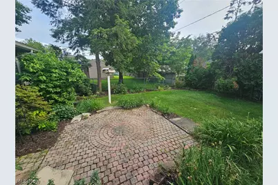 242 Sunset Road, Avon Lake, OH 44012 - Photo 21