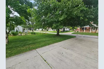 242 Sunset Road, Avon Lake, OH 44012 - Photo 49