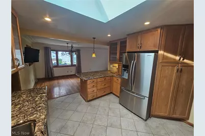 242 Sunset Road, Avon Lake, OH 44012 - Photo 9