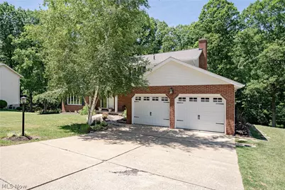 8515 Scenicridge Avenue NW, Clinton, OH 44216 - Photo 3