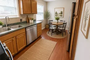 30008 Mildred St, Willowick, OH 44095 - Photo 7