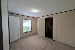 240 Cherry Bottom Glen, Elyria, OH 44035 - Photo 5