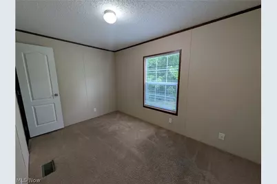 240 Cherry Bottom Glen, Elyria, OH 44035 - Photo 11