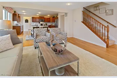 3775 Overlook Court, Akron, OH 44333 - Photo 5