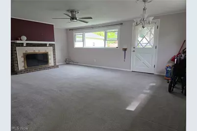3054 Sterling Road, Lorain, OH 44052 - Photo 11