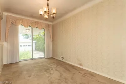 73 E Parkleigh Drive, Green Hills, OH 44131 - Photo 7