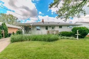 73 E Parkleigh Dr, Green Hills, OH 44131 - Photo 31