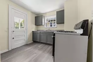 577 Eastland Ave, Akron, OH 44305 - Photo 15