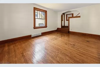 577 Eastland Avenue, Akron, OH 44305 - Photo 11