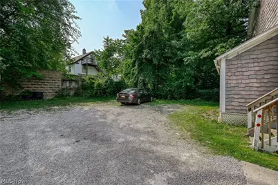 505 Rentschler Street, Akron, OH 44304 - Photo 3