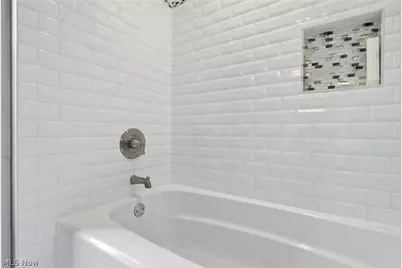 15712 Chadbourne Road, Huber Heights, OH 44120 - Photo 35