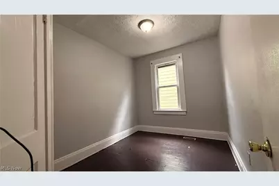 12607 Watterson Avenue, Loveland, OH 44105 - Photo 7