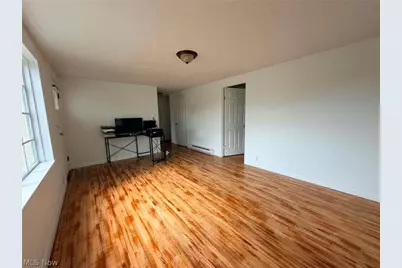 939 Blue Avenue, Zanesville, OH 43701 - Photo 5