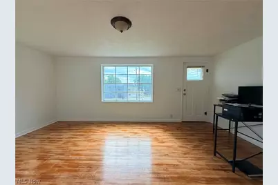 939 Blue Avenue, Zanesville, OH 43701 - Photo 7
