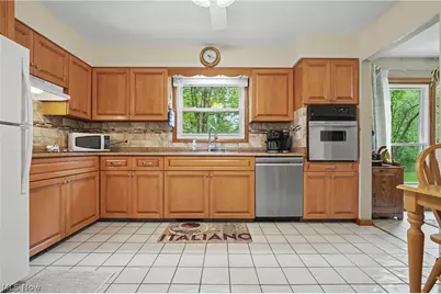 669 Westridge Road, Akron, OH 44333 - Photo 7