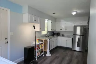 1022 Merton Ave, Akron, OH 44306 - Photo 9