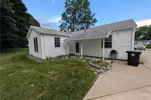 2543 Burlingham Dr, Ashtabula, OH 44004 - Photo 9