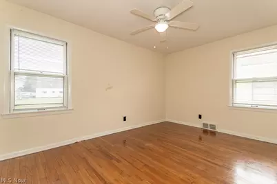 595 Dickerson Road, Willowick, OH 44095 - Photo 25