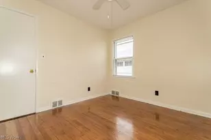 595 Dickerson Rd, Willowick, OH 44095 - Photo 19