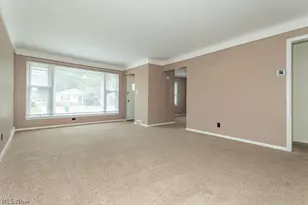 595 Dickerson Rd, Willowick, OH 44095 - Photo 3