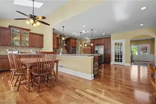 1933 Rock Creek S, Akron, OH 44333 - Photo 13