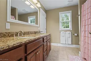 1933 Rock Creek S, Akron, OH 44333 - Photo 25