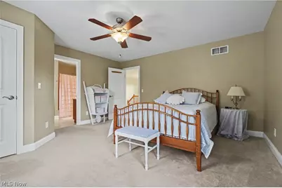 1933 Rock Creek S, Akron, OH 44333 - Photo 27