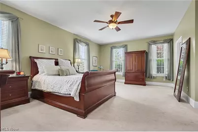 1933 Rock Creek S, Akron, OH 44333 - Photo 19