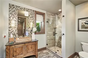 520 Arbor Falls Dr, Sharon, OH 44281 - Photo 41