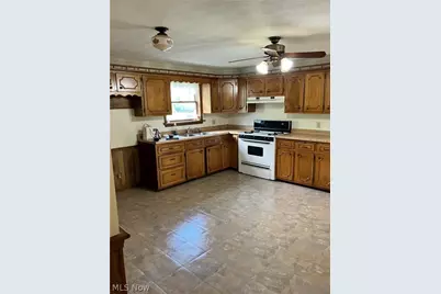 1517 W Garfield Road, Columbiana, OH 44408 - Photo 9
