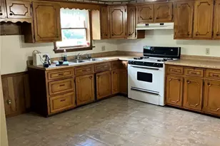 1517 W Garfield Rd, Columbiana, OH 44408 - Photo 9