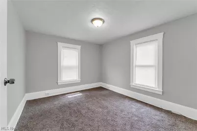 7210 Colgate Avenue, Loveland, OH 44102 - Photo 21