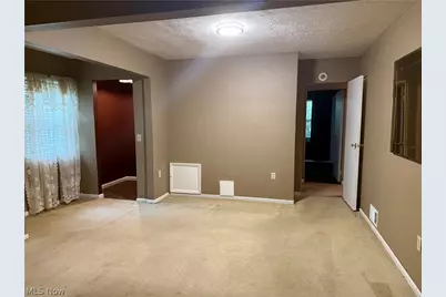 2031 Hillside Terrace, Akron, OH 44305 - Photo 15