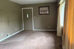 2031 Hillside Terrace, Akron, OH 44305 - Photo 9