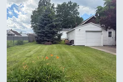 2031 Hillside Terrace, Akron, OH 44305 - Photo 3