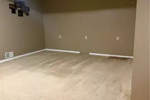 2031 Hillside Terrace, Akron, OH 44305 - Photo 13
