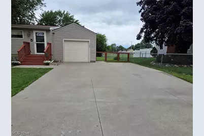 1341 Benton Street, Barberton, OH 44203 - Photo 19